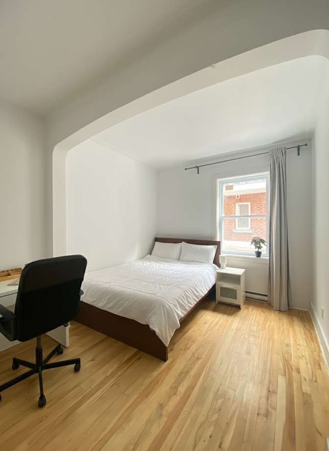 HelloMontreal's room