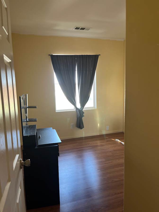 Orlando Medrano's room