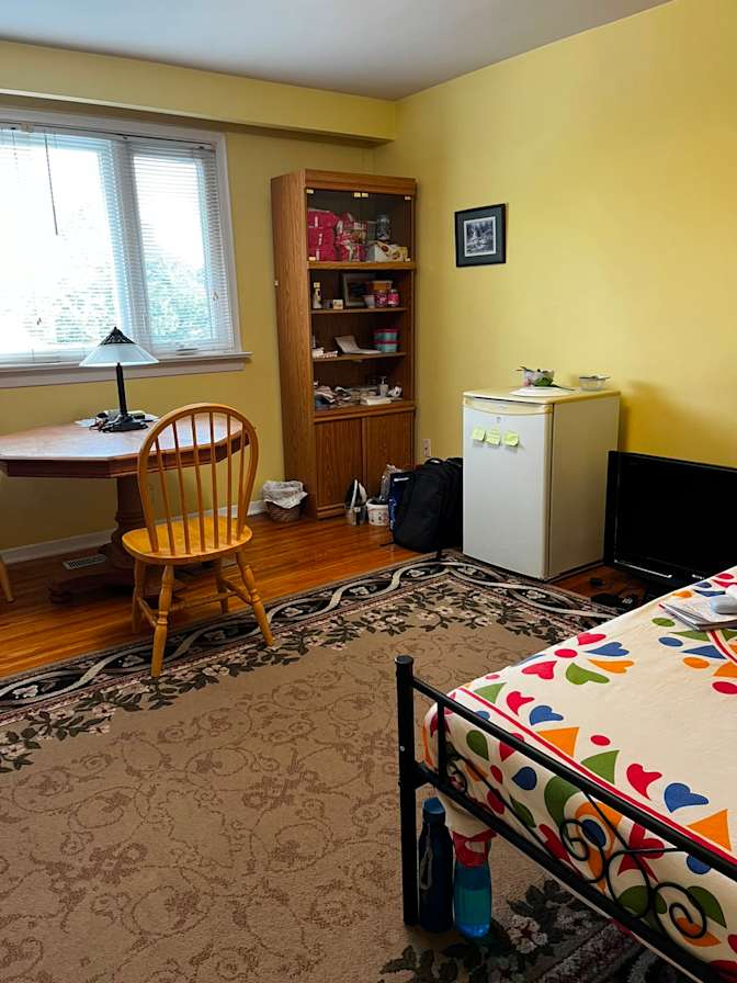 Arounas valatka's room