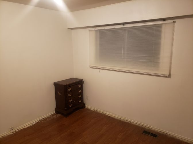 Scott's room