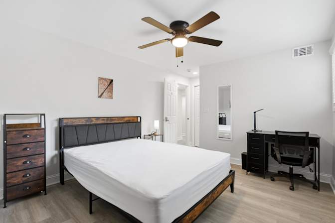 PadSplit's room