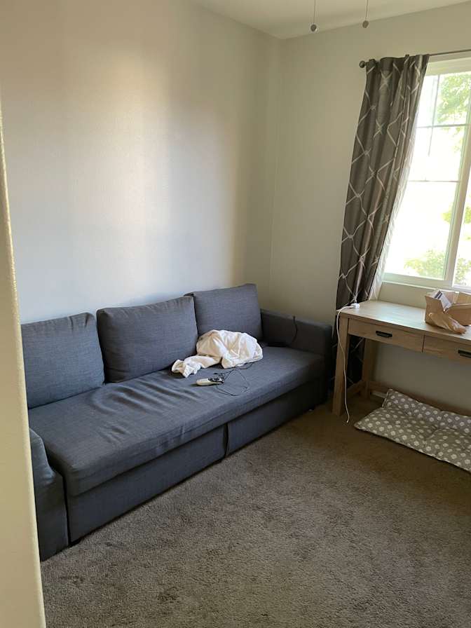 Linda's room