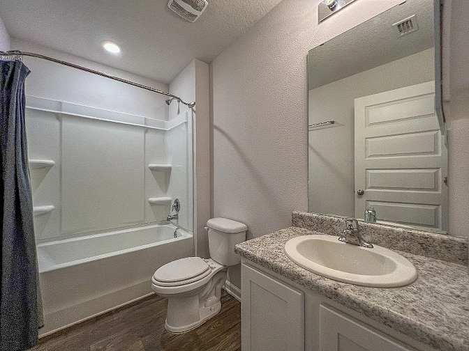 Nicole's room