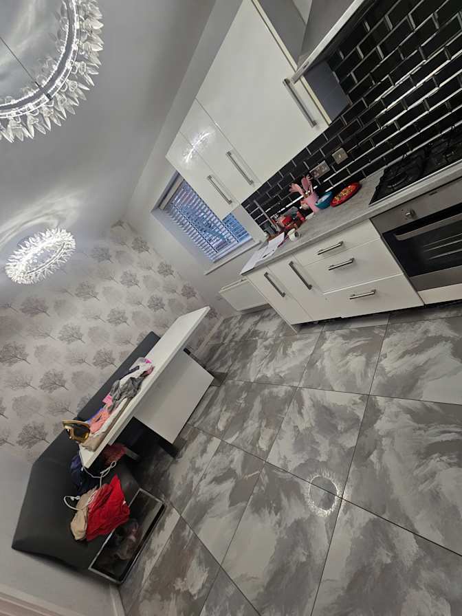 Arvy's room