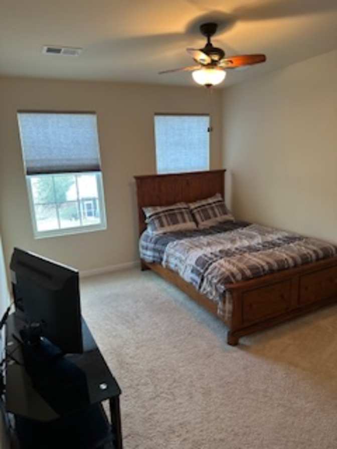 Ray D Lingo's room