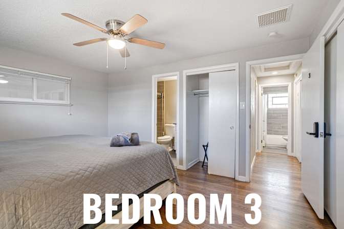 HomeCrew's room
