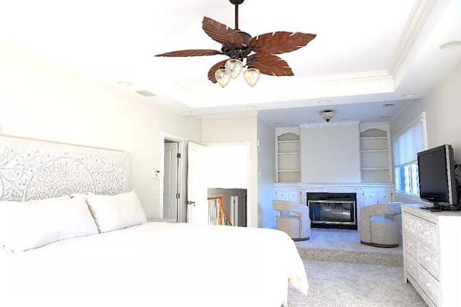 Sam's Company Holdings's room
