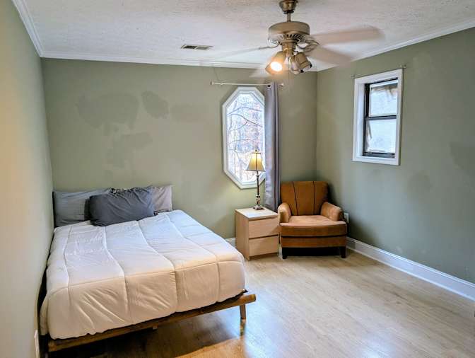 Apple House Living's room