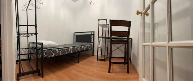Riri's room