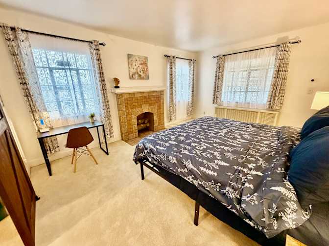 Cincy Furnished Stays's room
