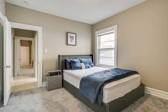 Victoria's room
