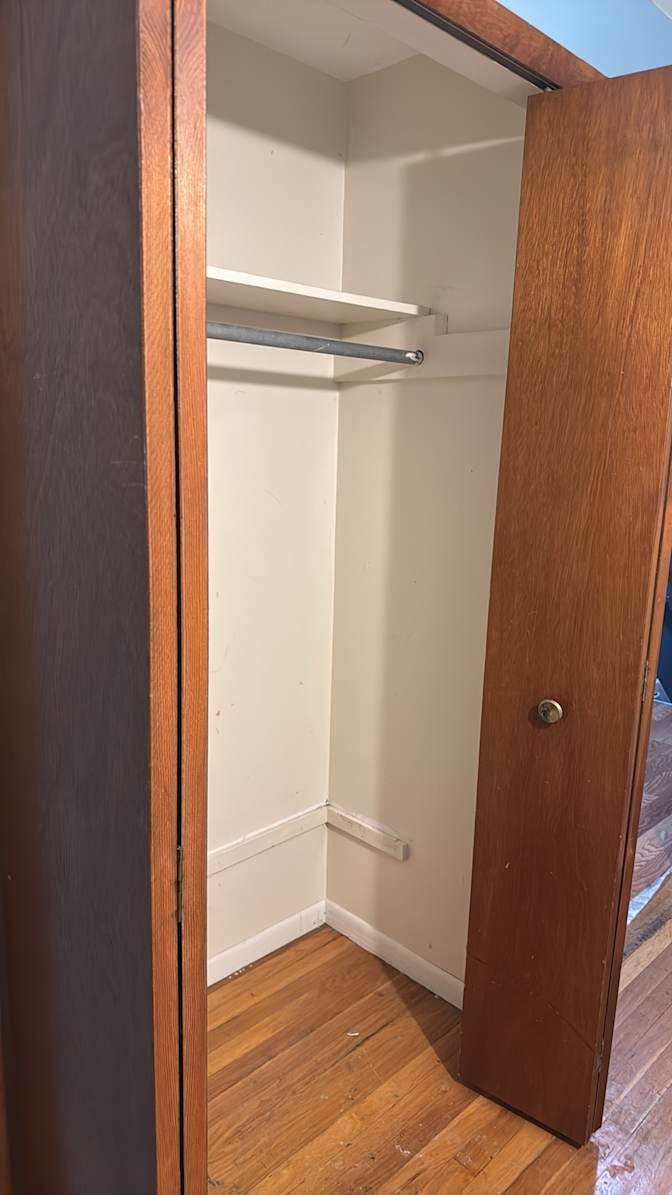 Juan's room