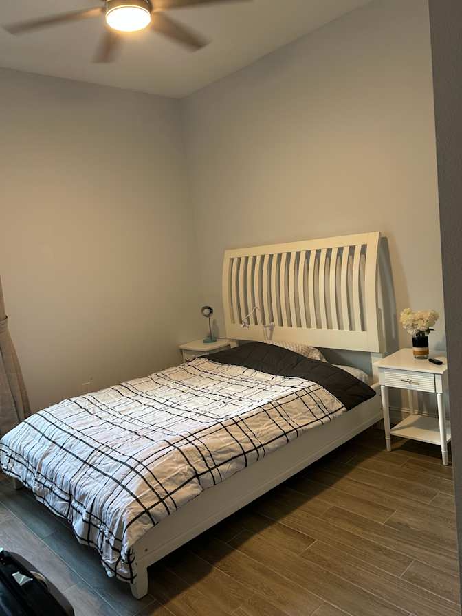 VANESSA's room