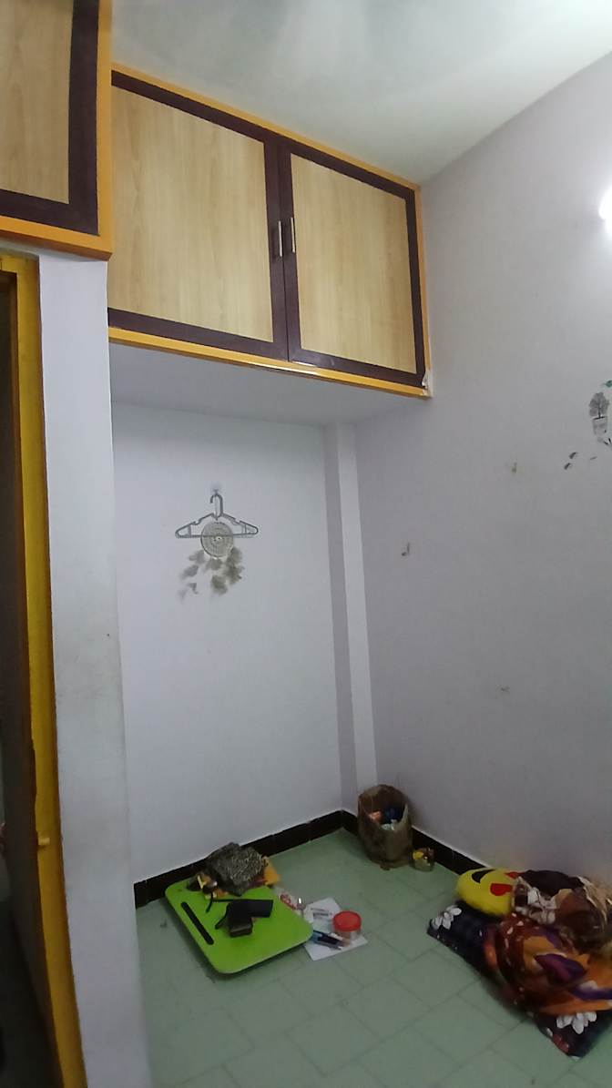 Elambirai's room