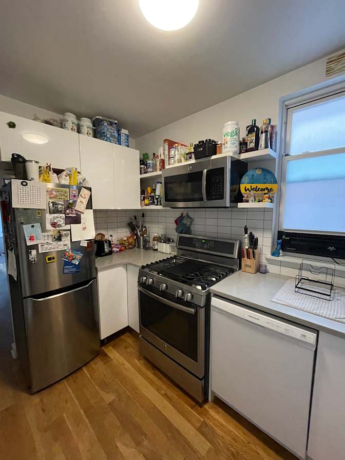 Melissa Bongarzone's room