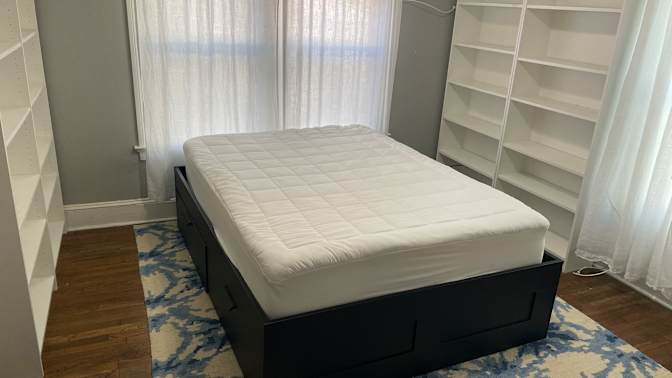 Lindsay's room