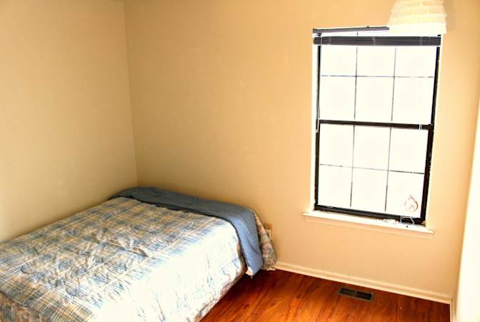 Max's room