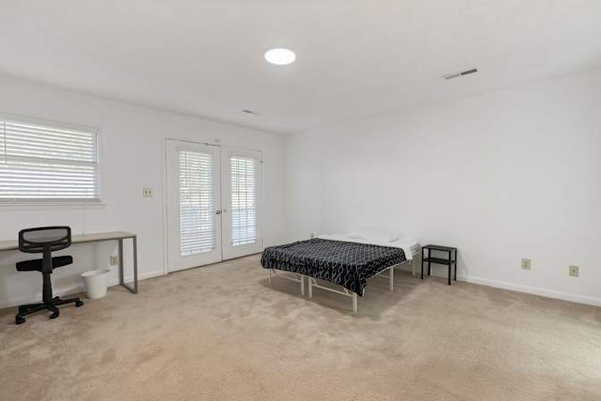 Dennis's room