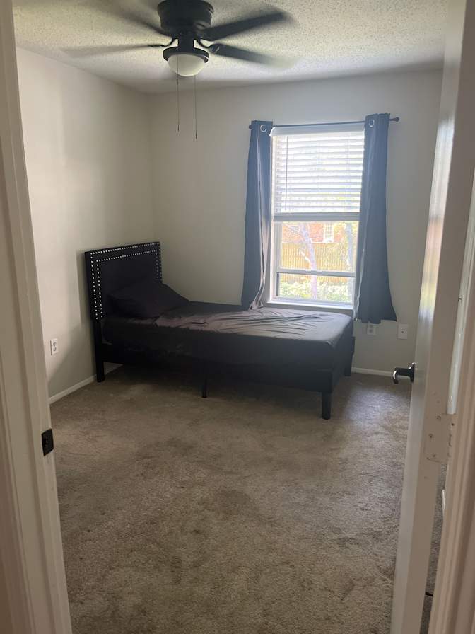 Alexis (Ally)'s room