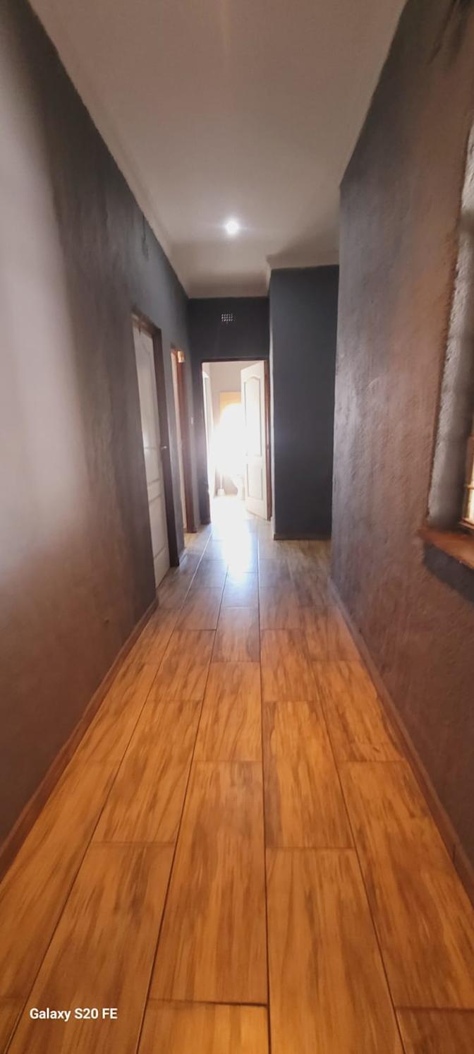Tony Cellino's room