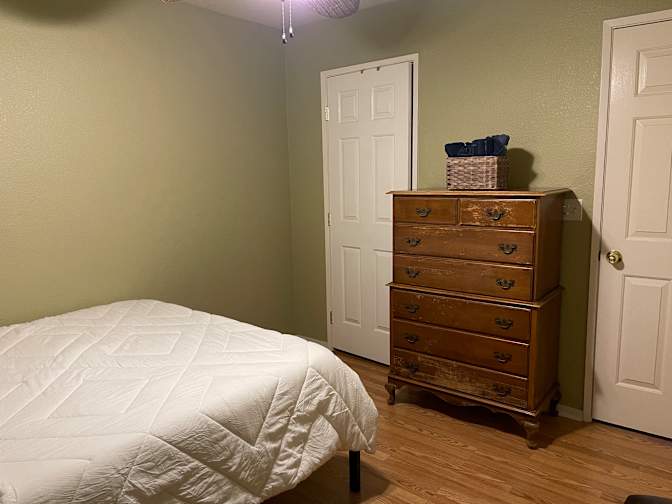 Andrea's room