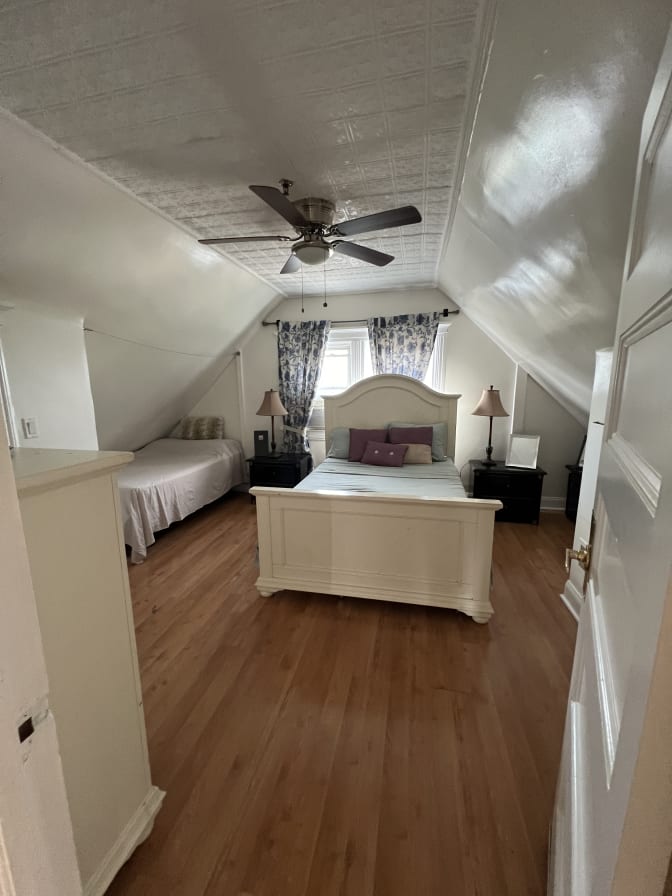 Carmen Hernandez's room
