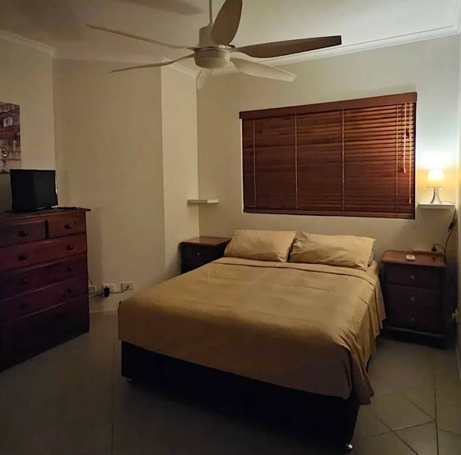 Elisa's room