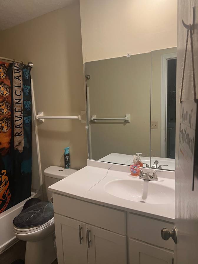 Miya's room