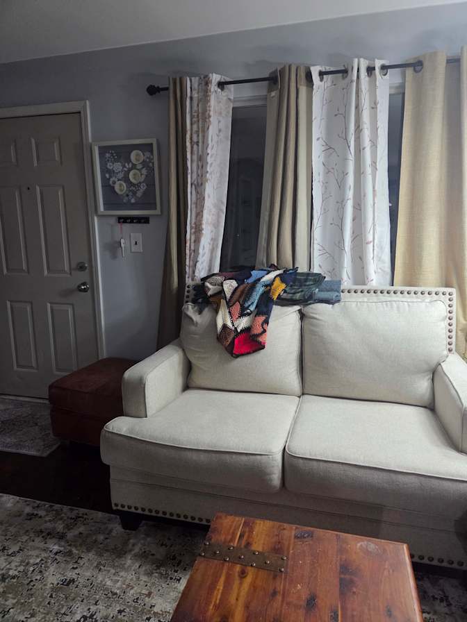 Arash Sharifimovahed's room