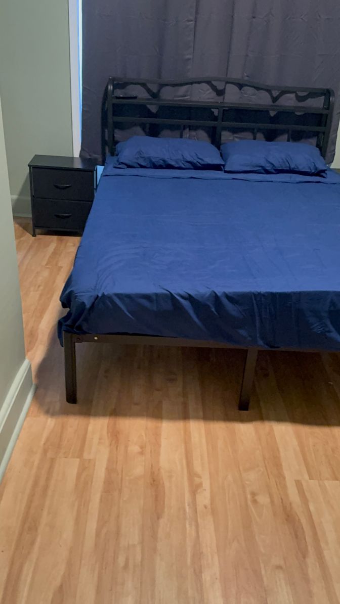 Kelly's room