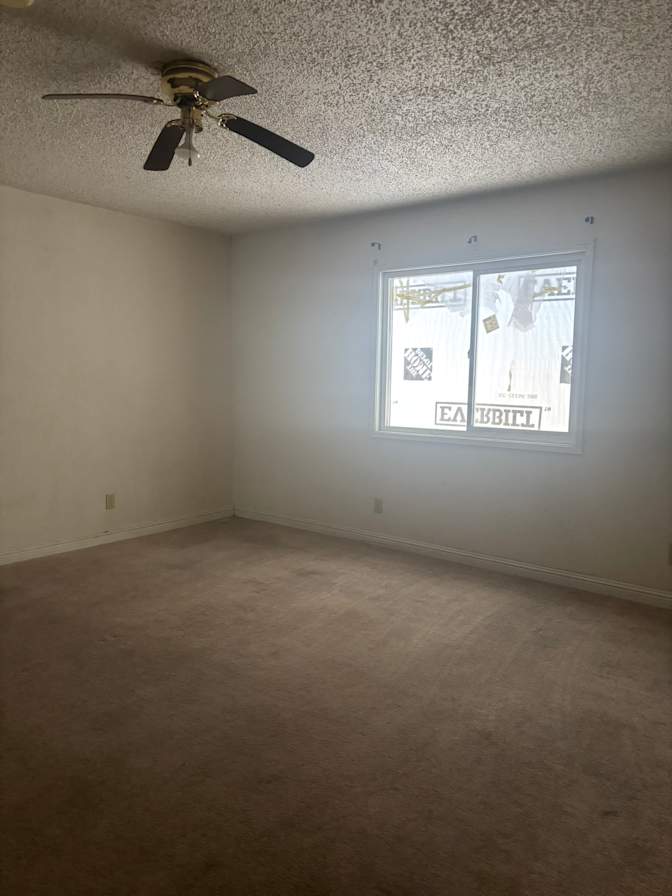 Christel Zazueta's room