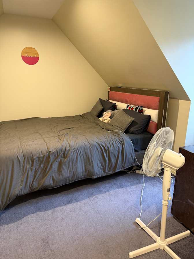 Janmeet's room