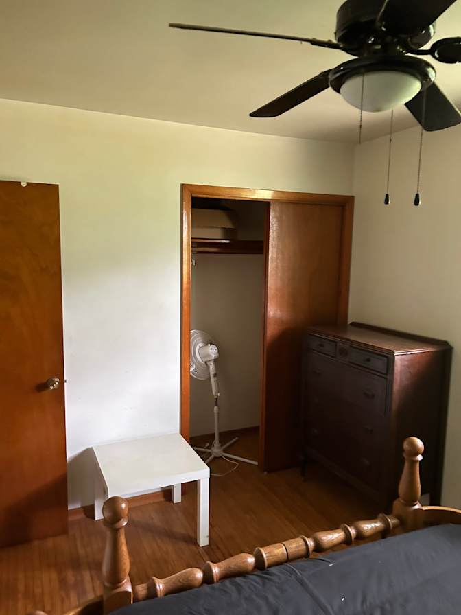 Jon's room