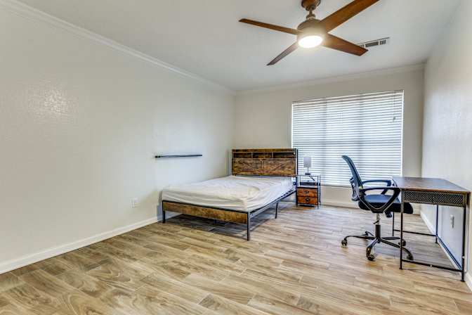 PadSplit's room