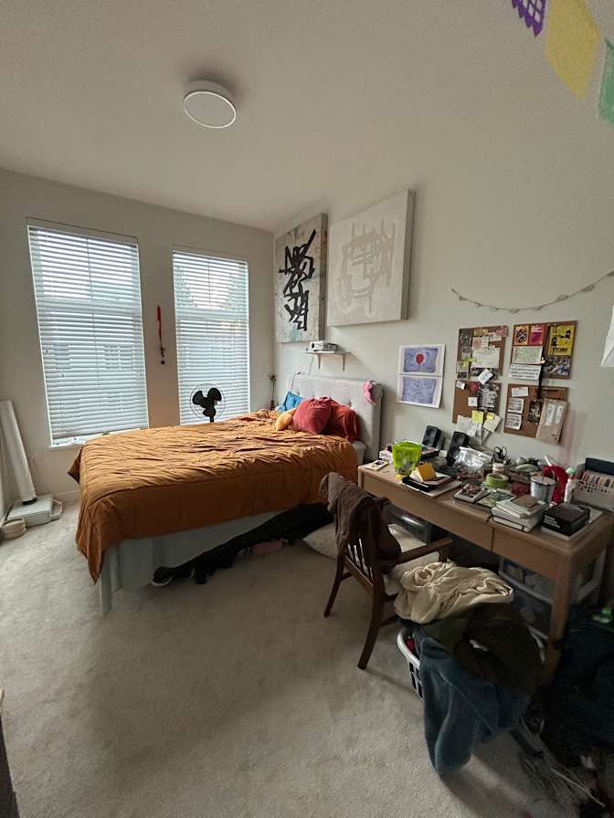 kleo's room