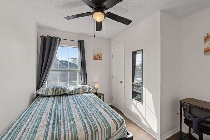 PadSplit's room