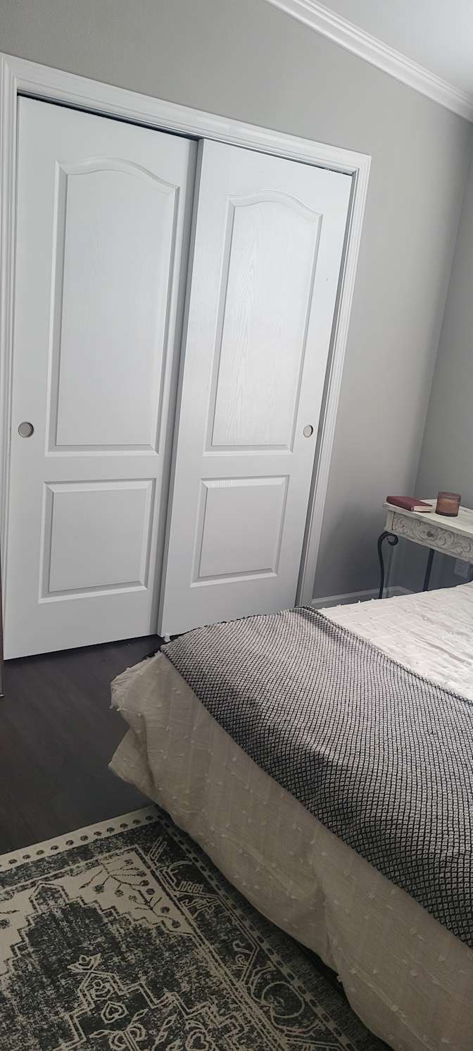 Vel's room