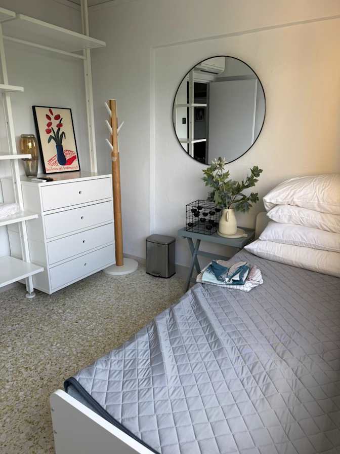 Luetphong Foong's room