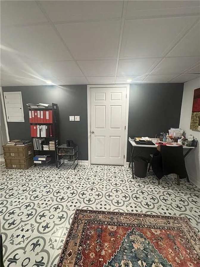 Alcove Rooms's room