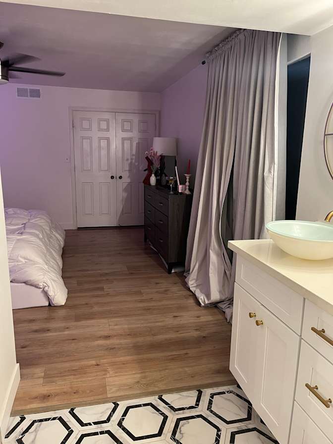 Taylor's room