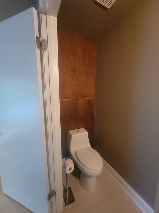 Landis's room