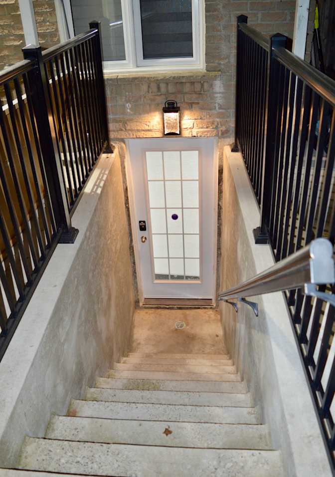 Johnny and Hao's room