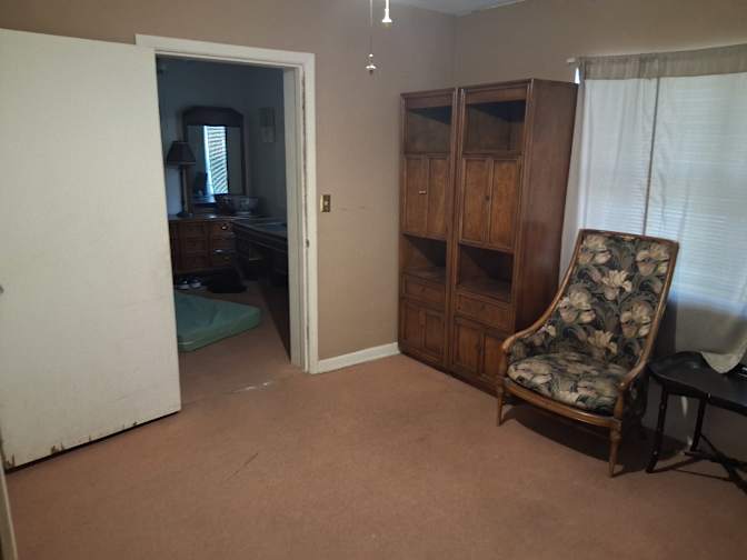 Mark h Robinson's room