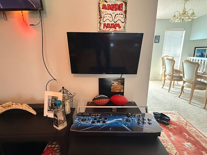 Silas's room