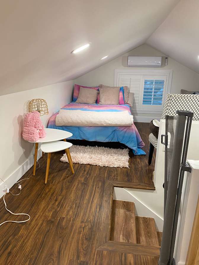 Ashley Lara's room