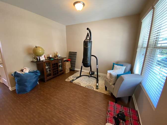 Alcove Rooms's room