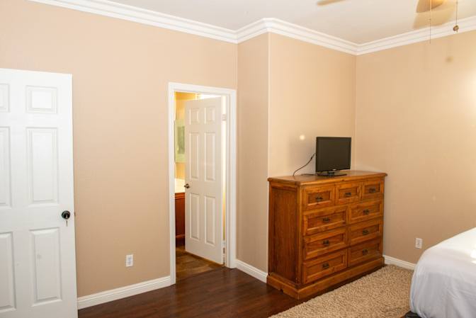 August's room