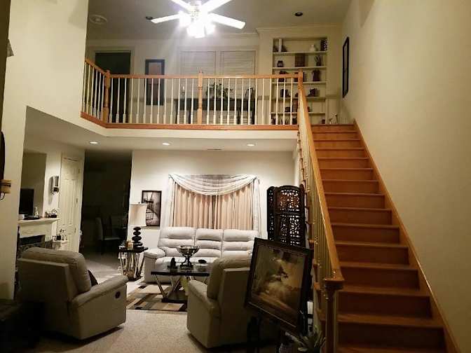 Alcove Rooms's room