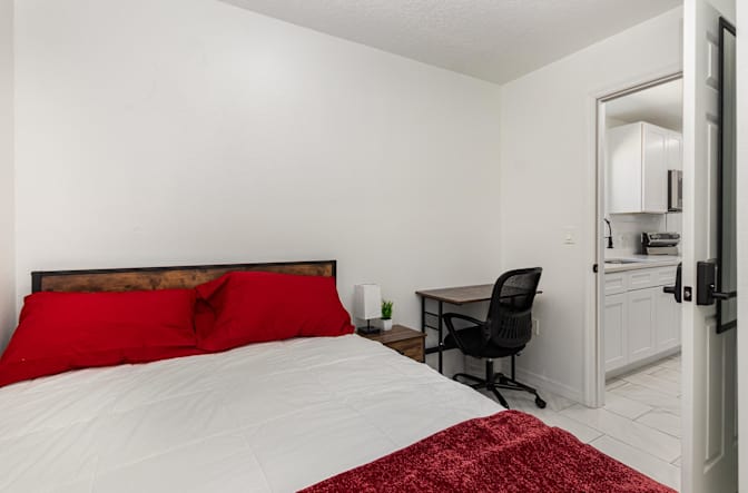 PadSplit's room