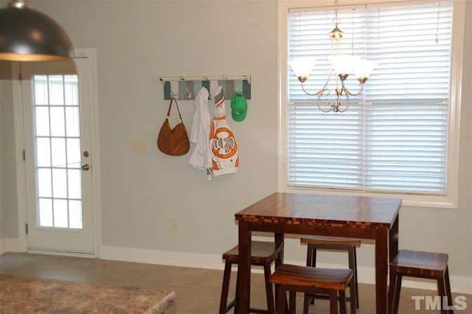 Alcove Rooms's room